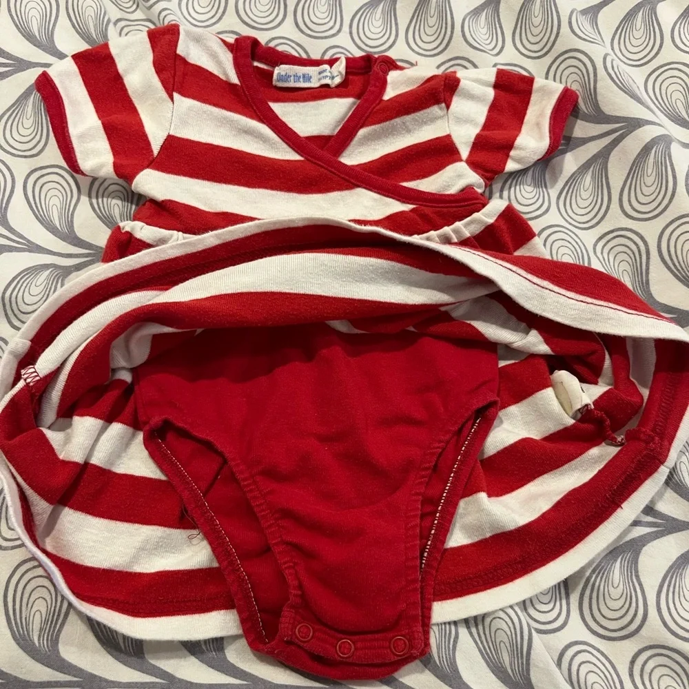 Under the Nile Onsie dress - Picture 3 of 4